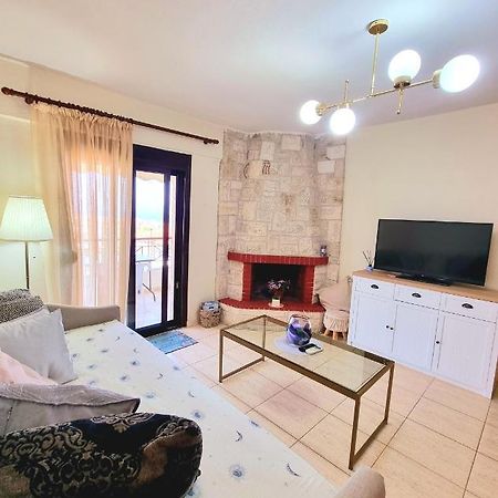 Nice Apartment With Amazing Views Kriopigi Oda fotoğraf